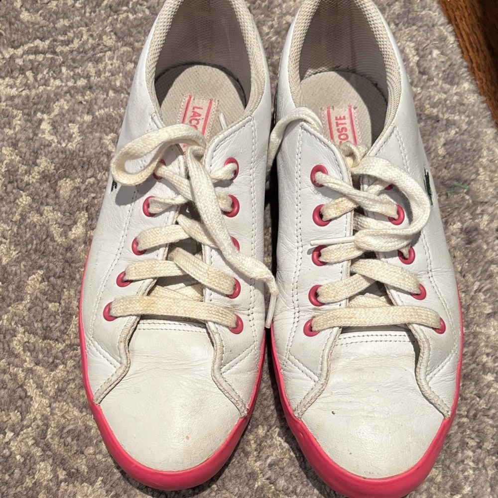 Lacoste Women's Sneakers in White and Pink